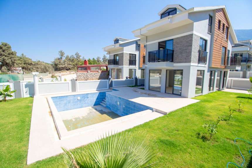 Hisaronu Luxury Villas - New Build - Walk-in swimming pool