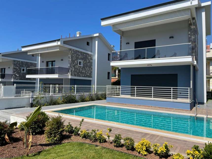 New Calis Villas- Modern Design