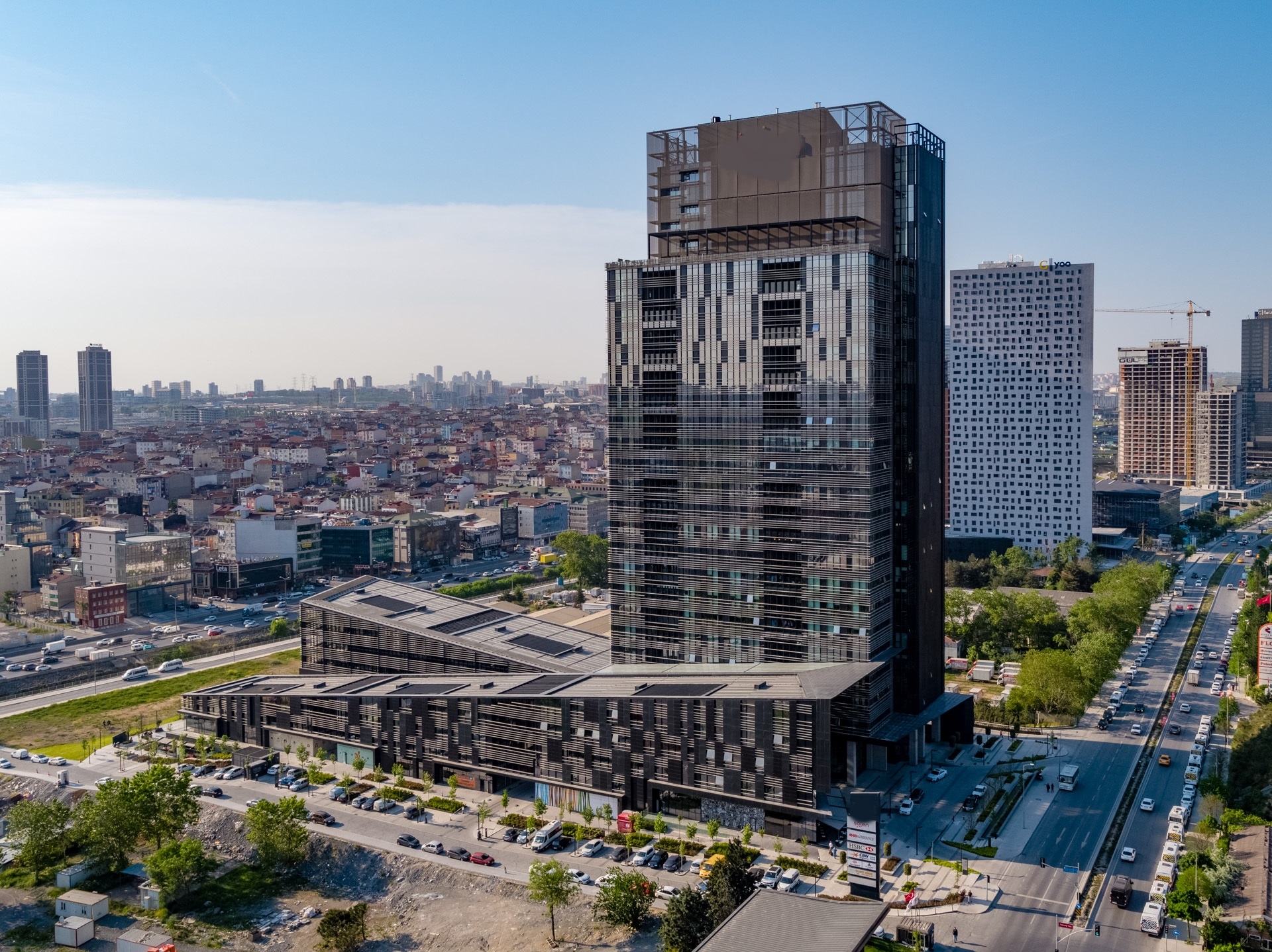 Basin Express Istanbul Apartments - City and nature views