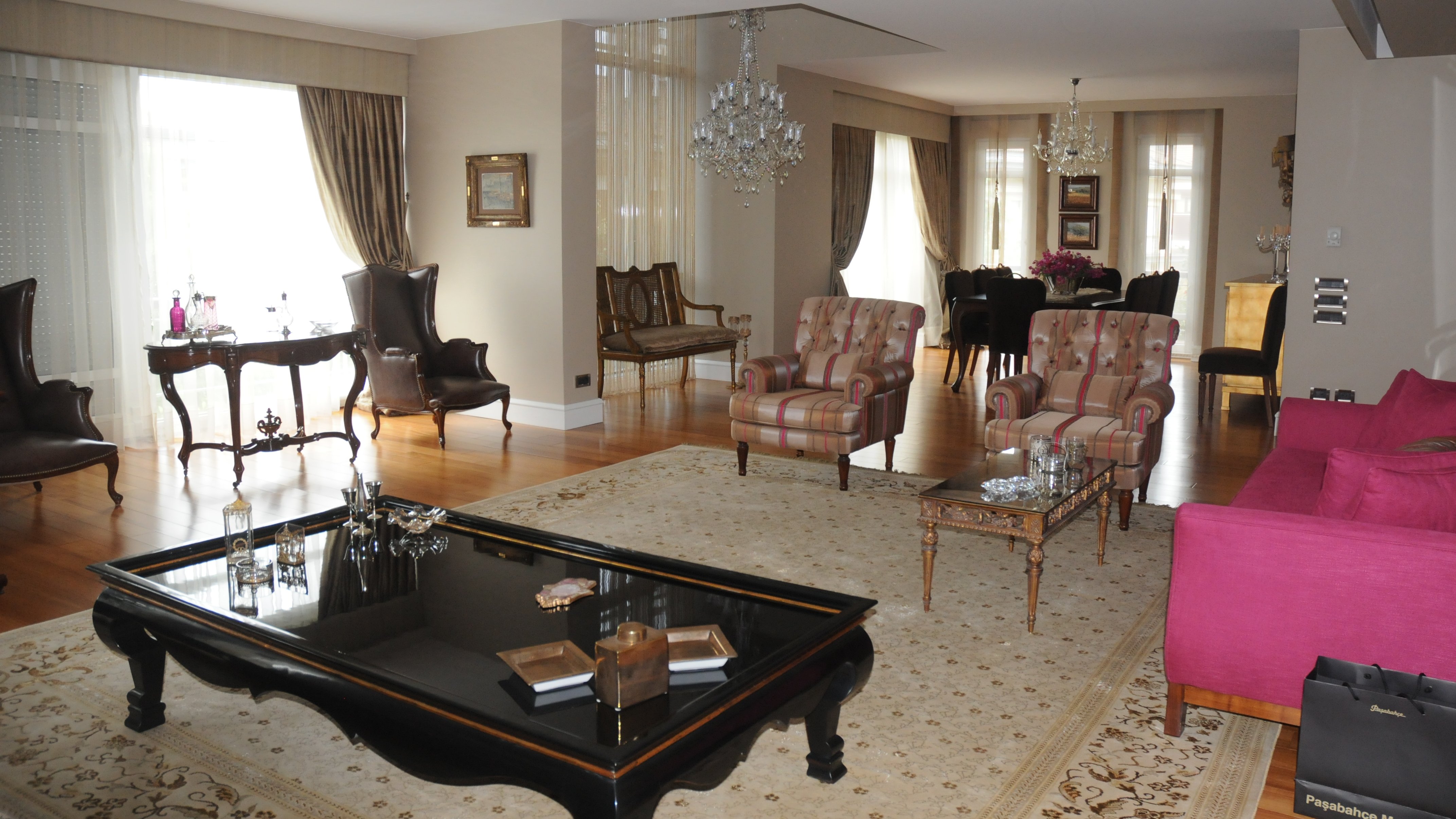 	 Luxury house for sale in Istinye, Istanbul - Formal lounge