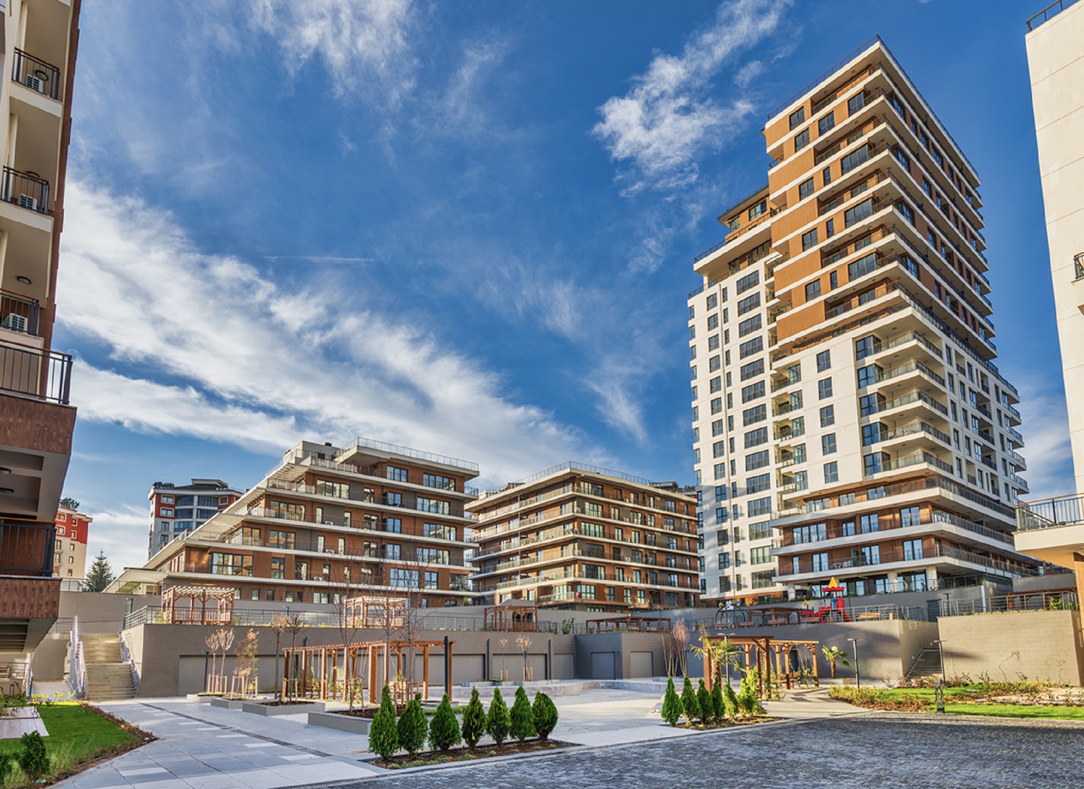 Luxury Apartments In Istanbul Asian - A modern tower block