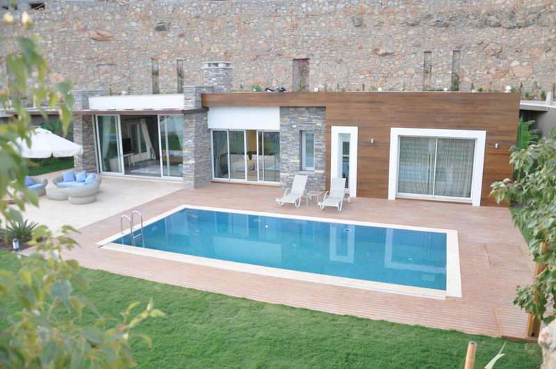 Luxury Apartment for sale in Bodrum, Konacik - day time pool