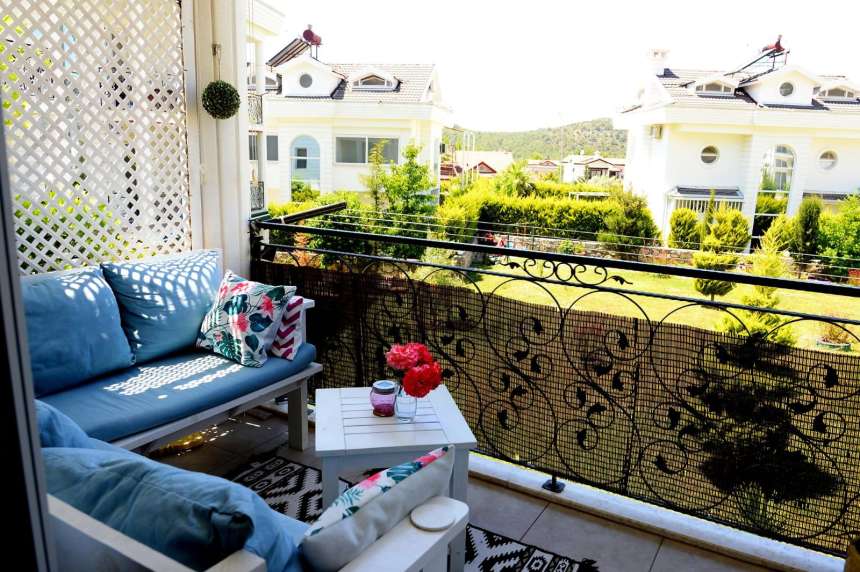 Luxury 3-Bed Ovacik Apartment - Upper balcony