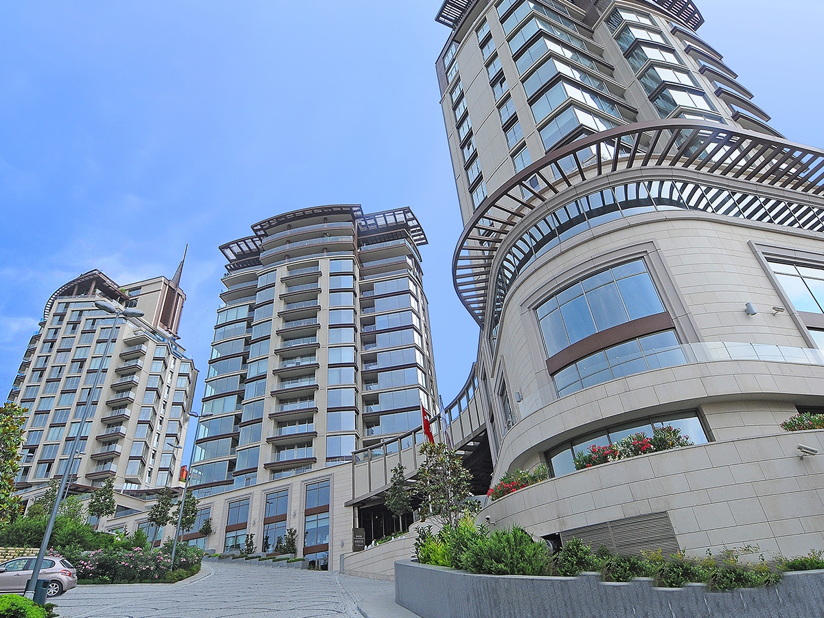 Luxury Central Apartment For Sale In Istanbul - Complex view
