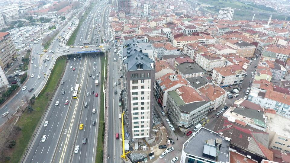 Key Ready Luxury Istanbul Apartments - E-5 and Metrobus