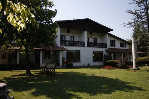 Farmhouse for Sale in Kemerburgaz, Istanbul - Exterior