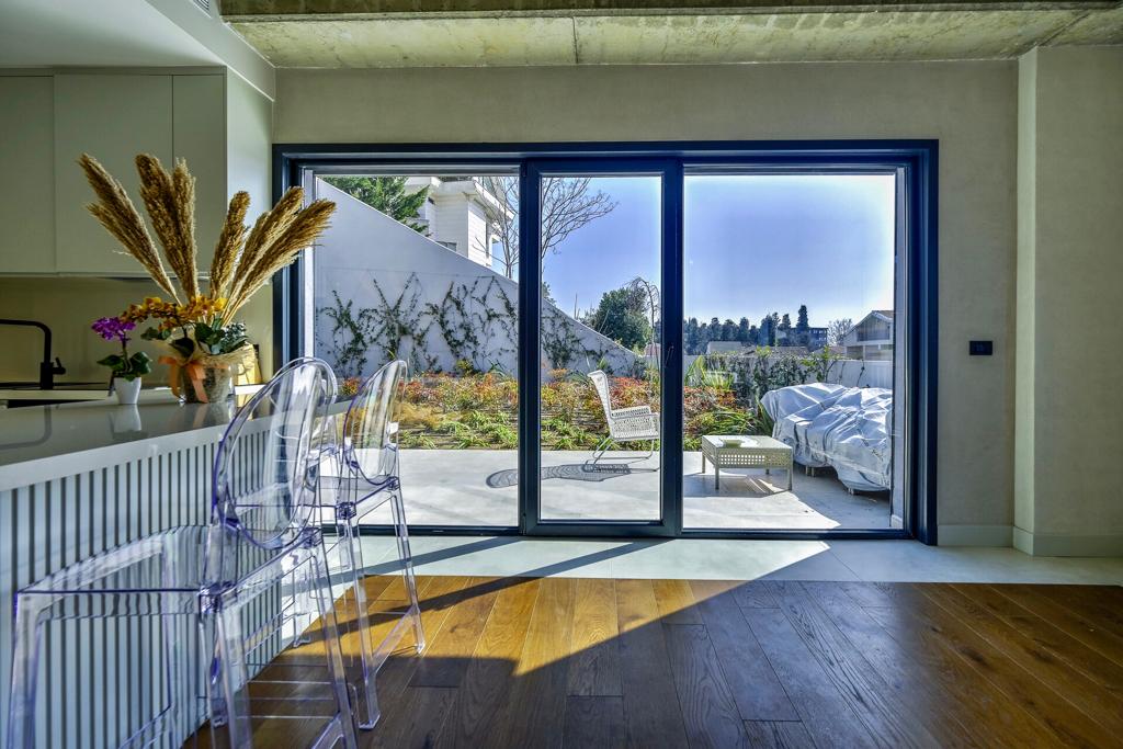 Luxury Istanbul Apartment - Wealthy Emirgan - Ground floor garden apartment