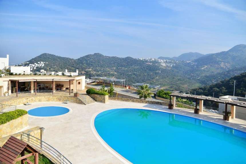 	 Modern Bodrum Real Estate Close To The Beach - Communal pool