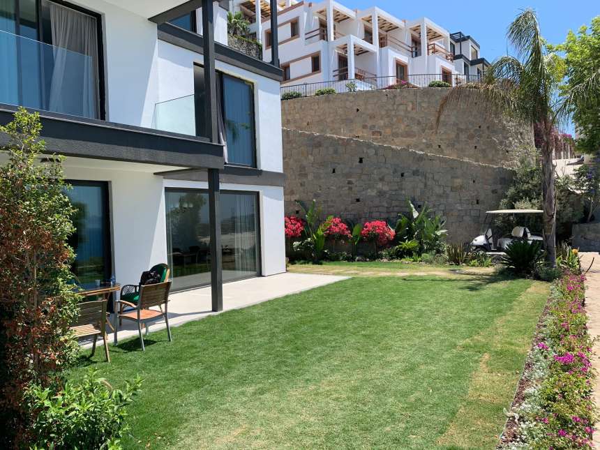 Sea Front Yalikavak Apartments - Garden apartments