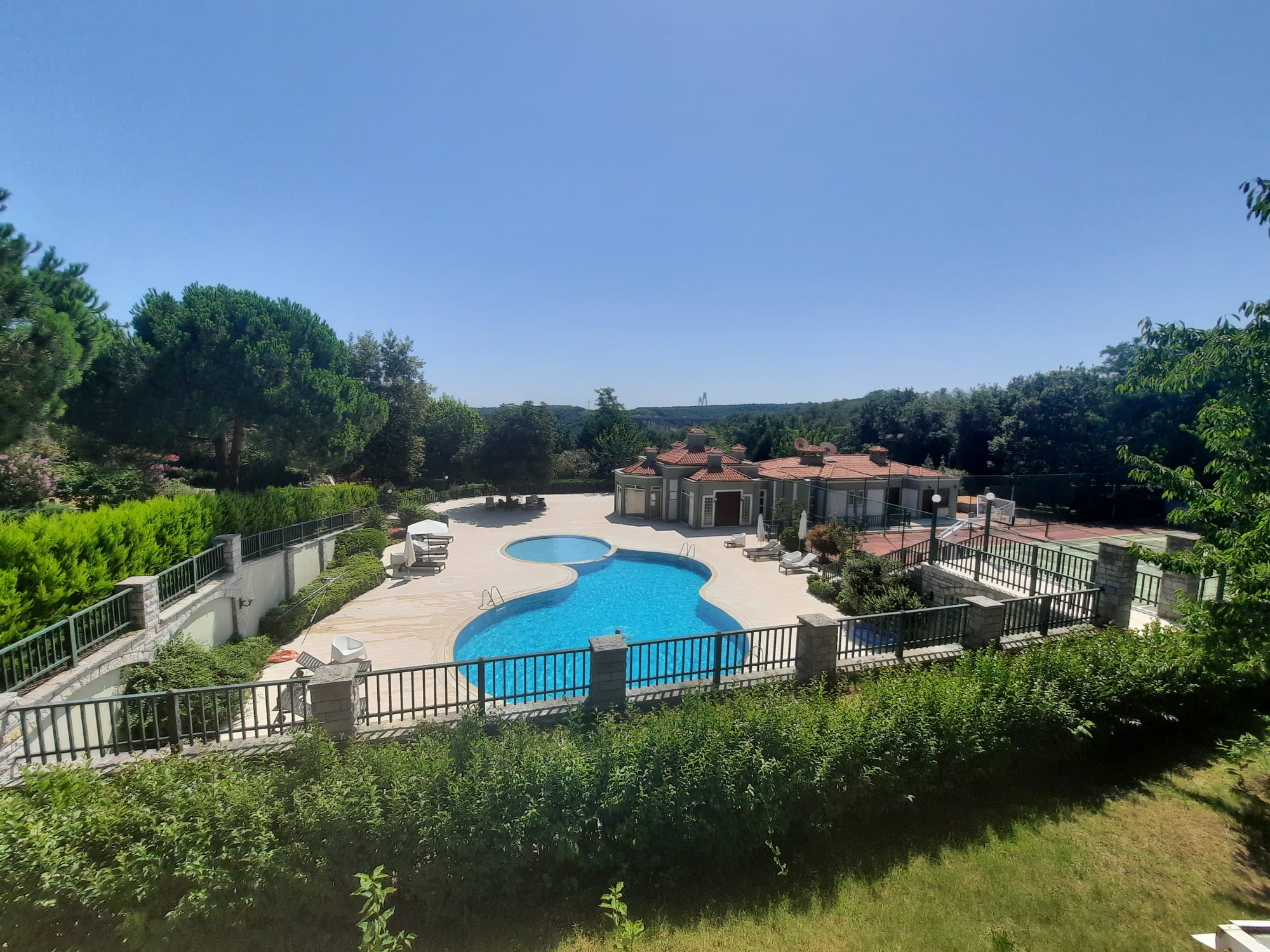 Luxury 5-Bed Istanbul Villa - Nature views & on-site facilities