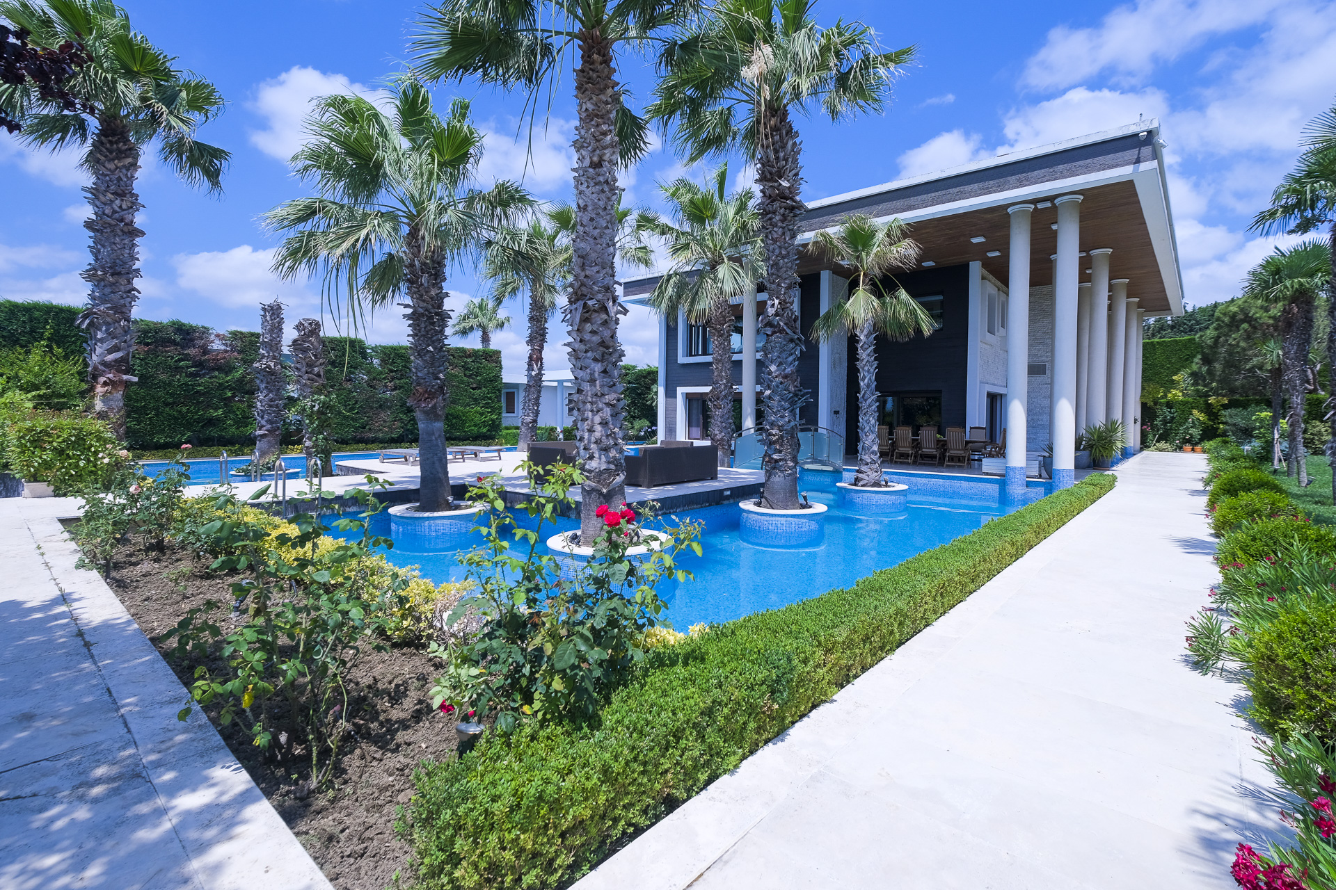 Detached Luxurious Villa - Silivri, Istanbul - Vast private plot