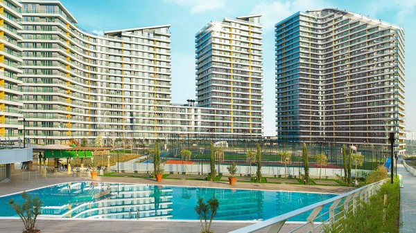 Turnkey Luxury Istanbul Apartments - Large modern complex