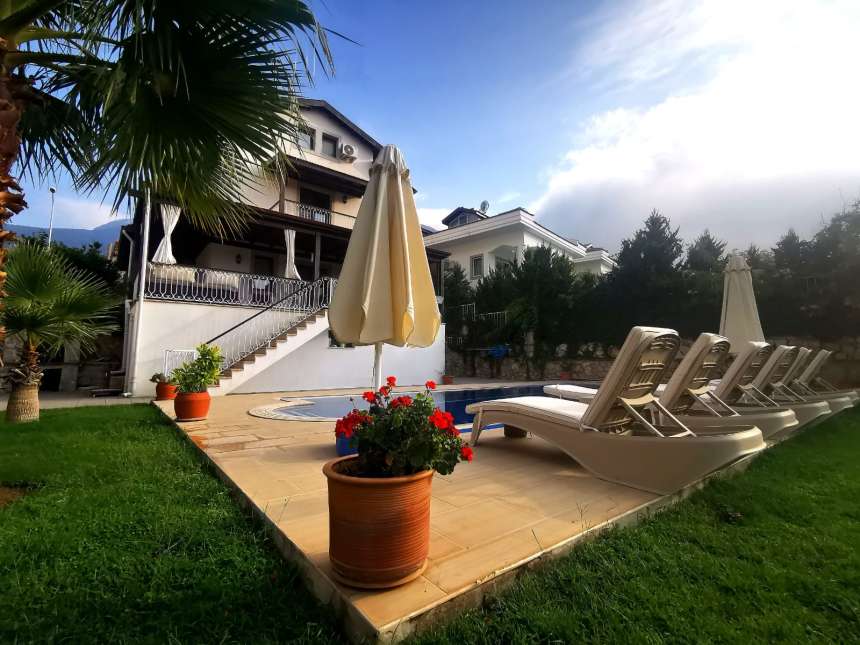 Detached 4-Bed Ovacik Villa -Vast well-kept gardens