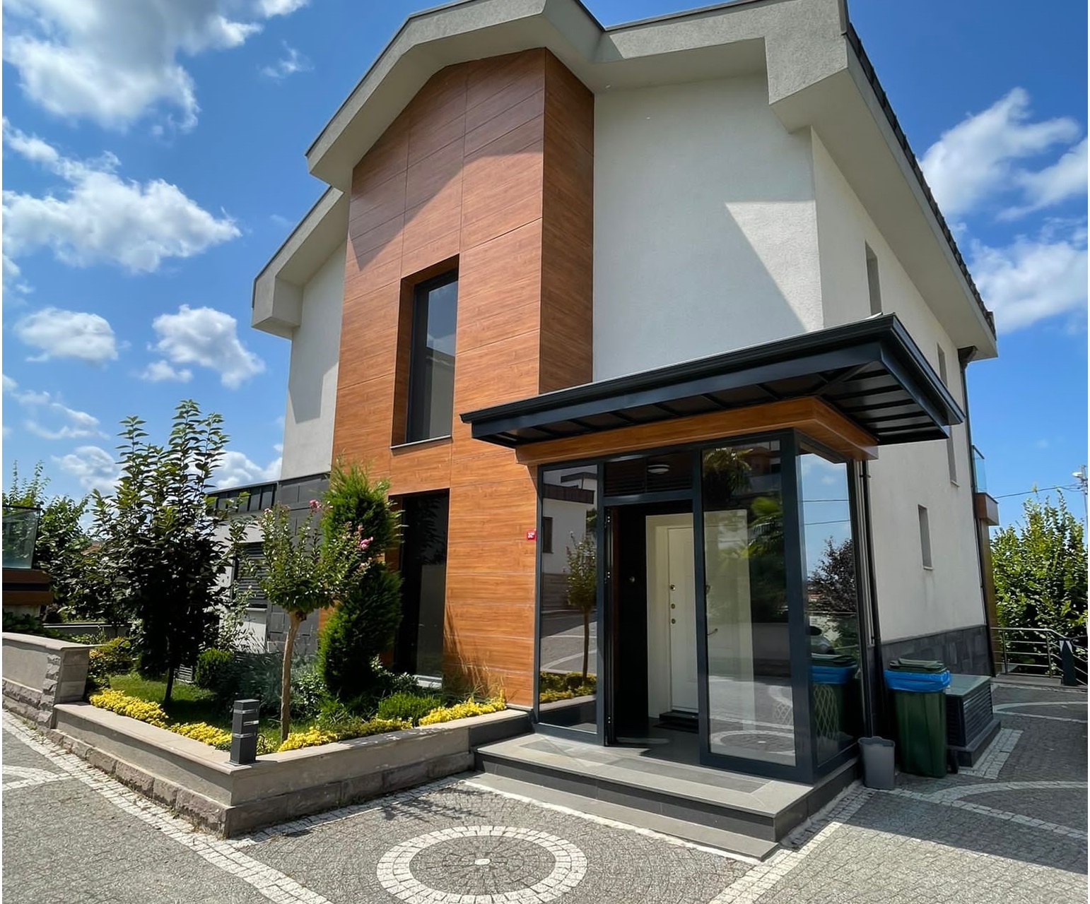 Istanbul Prestigious Villa - Zekeriyakoy - Private parking