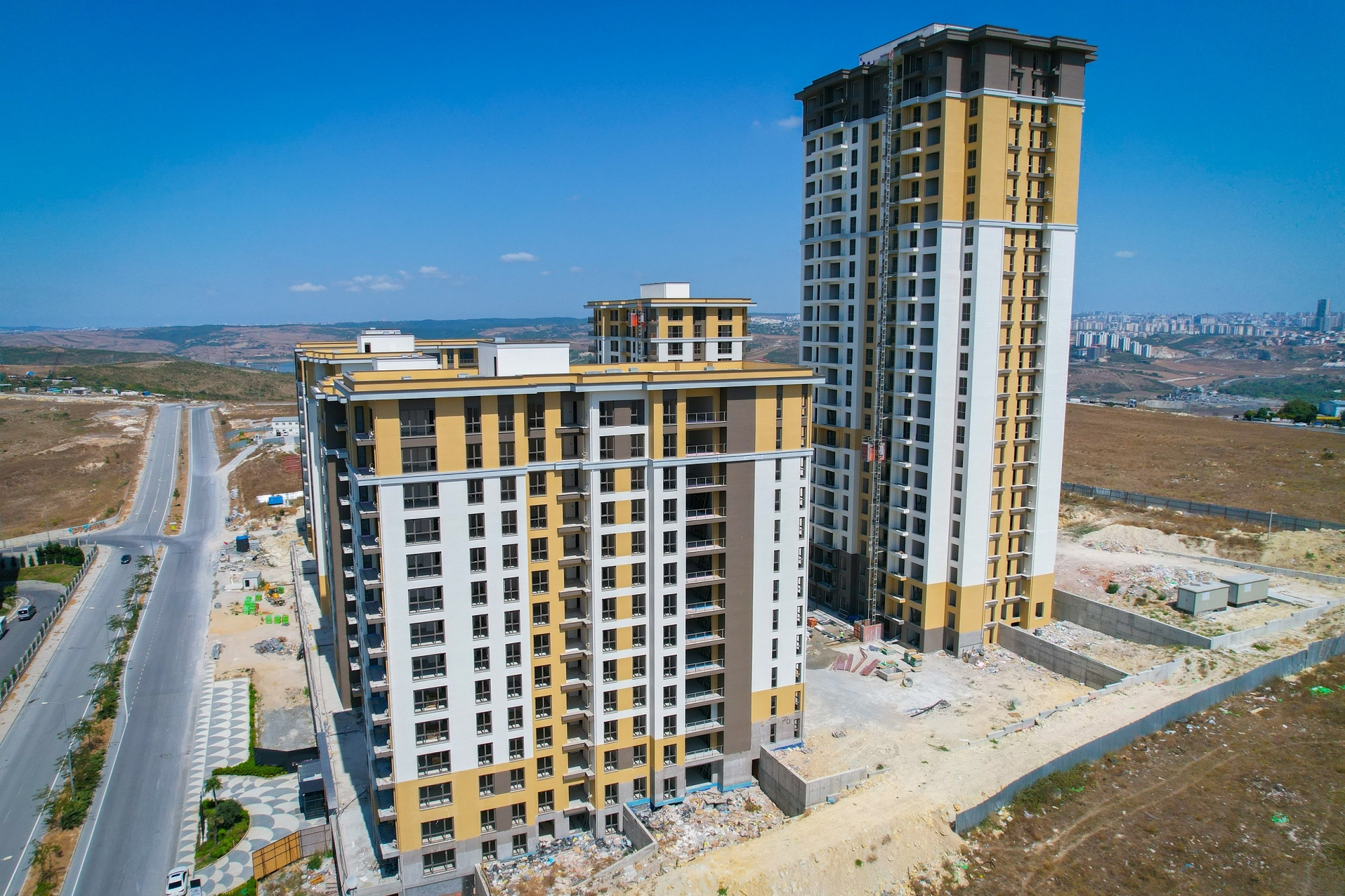 Luxury Istanbul Apartments For Sale - A modern apartment complex