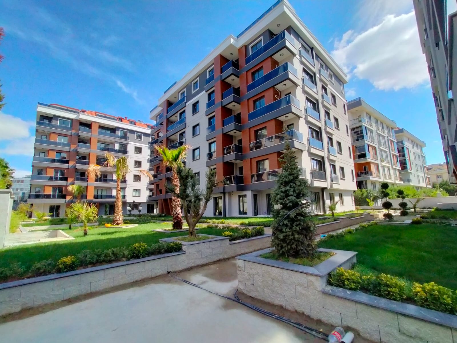 Key Ready Luxury Istanbul Penthouses - New Boutique complex