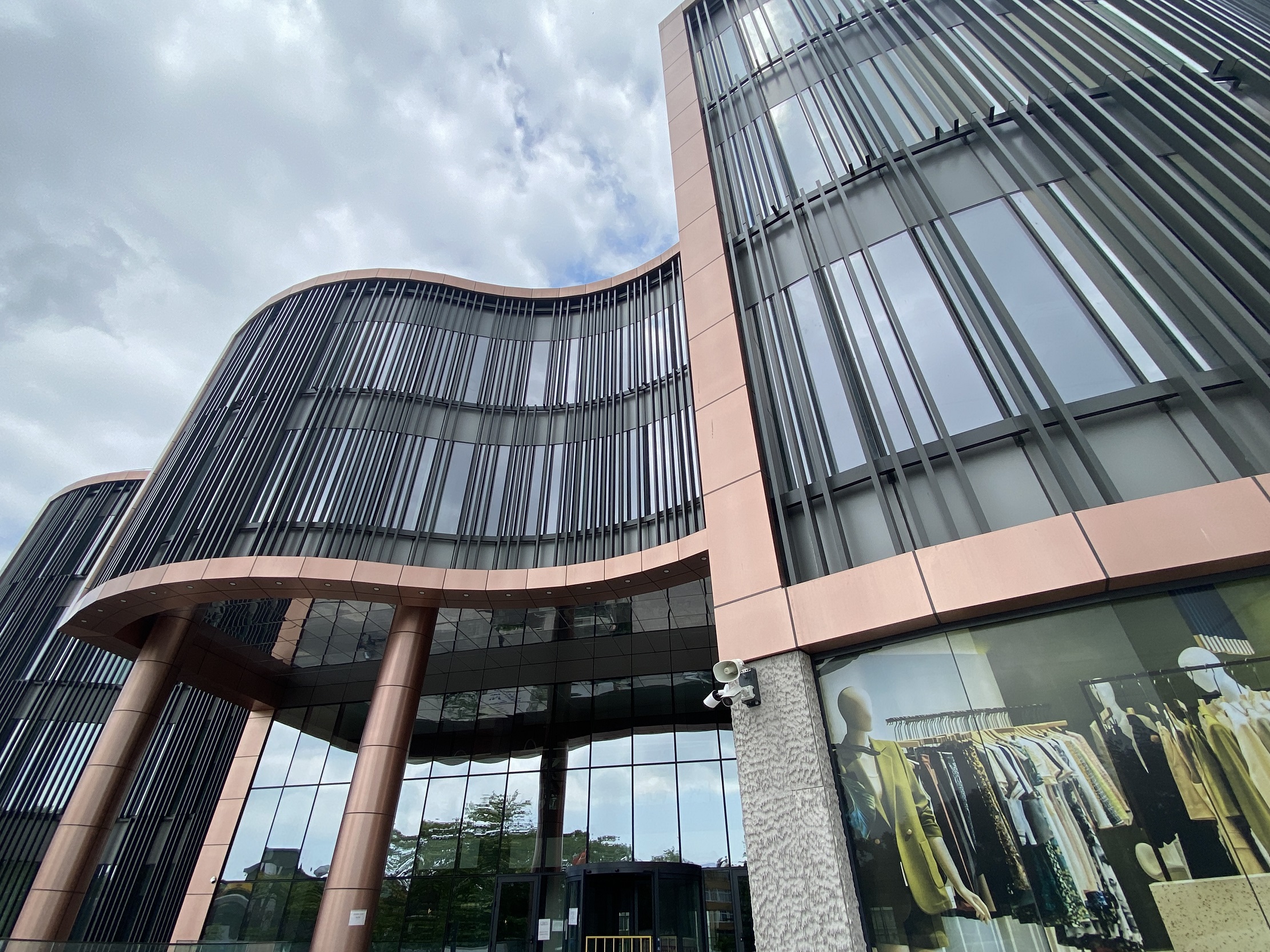 New Built Istanbul Commercial Property For Sale-  A modern building