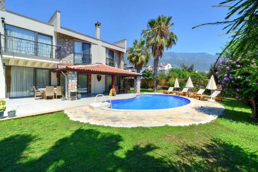 Private Luxury Villa In Hisaronu - Mature gardens