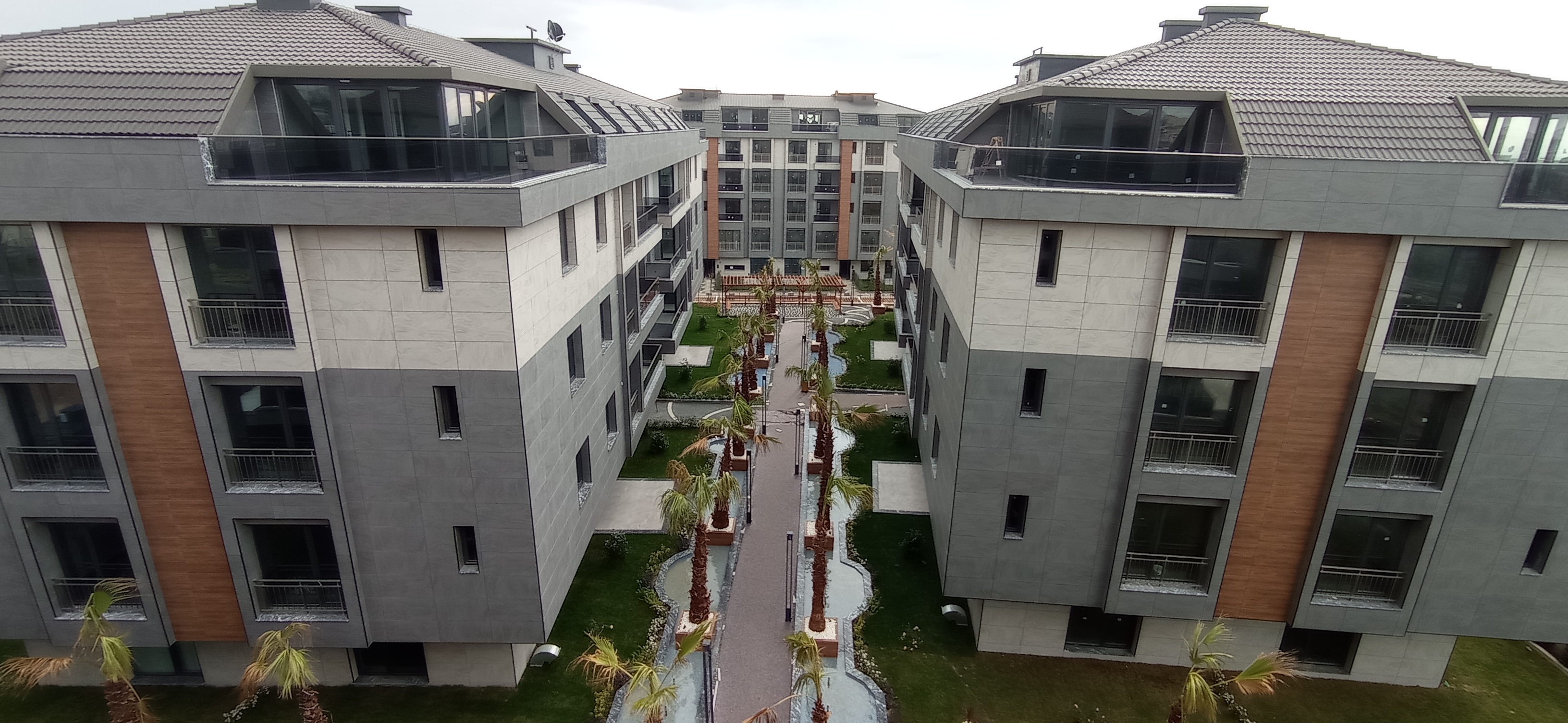 Istanbul Sea View Luxury Apartments -Walled Complex