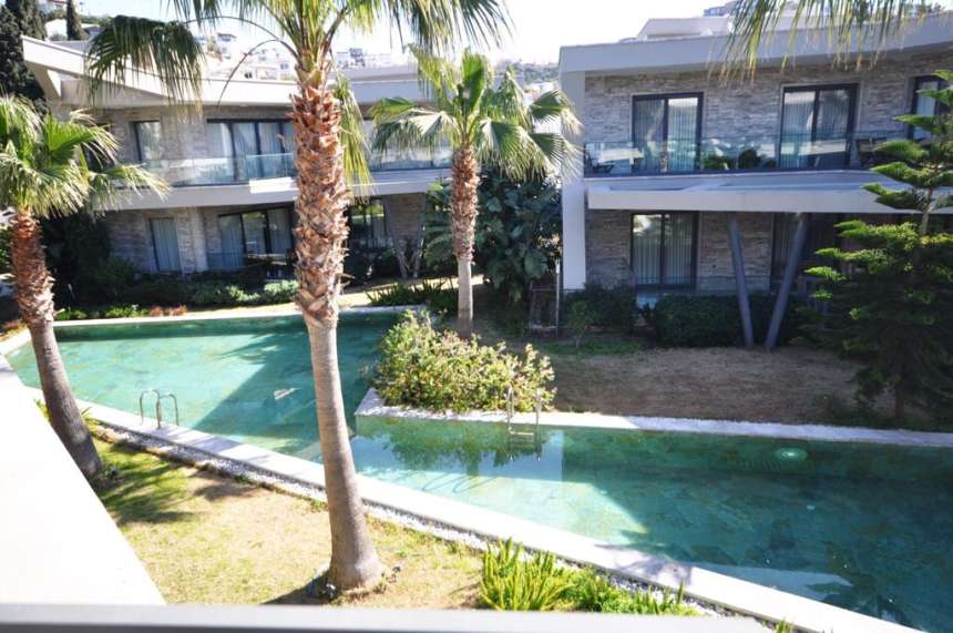 Luxury Bodrum Town Penthouses - Two flowing communal pools