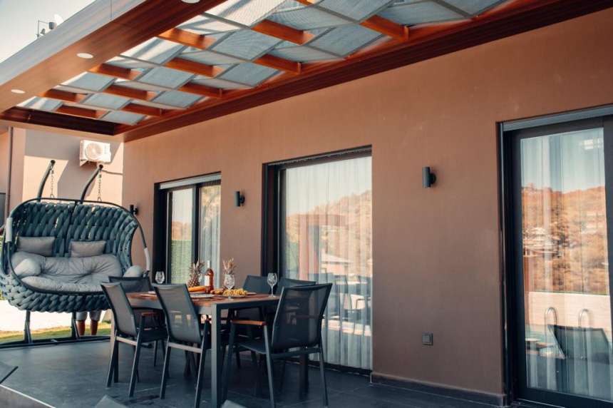Detached Luxury Hisaronu Villas - Ample outdoor living space