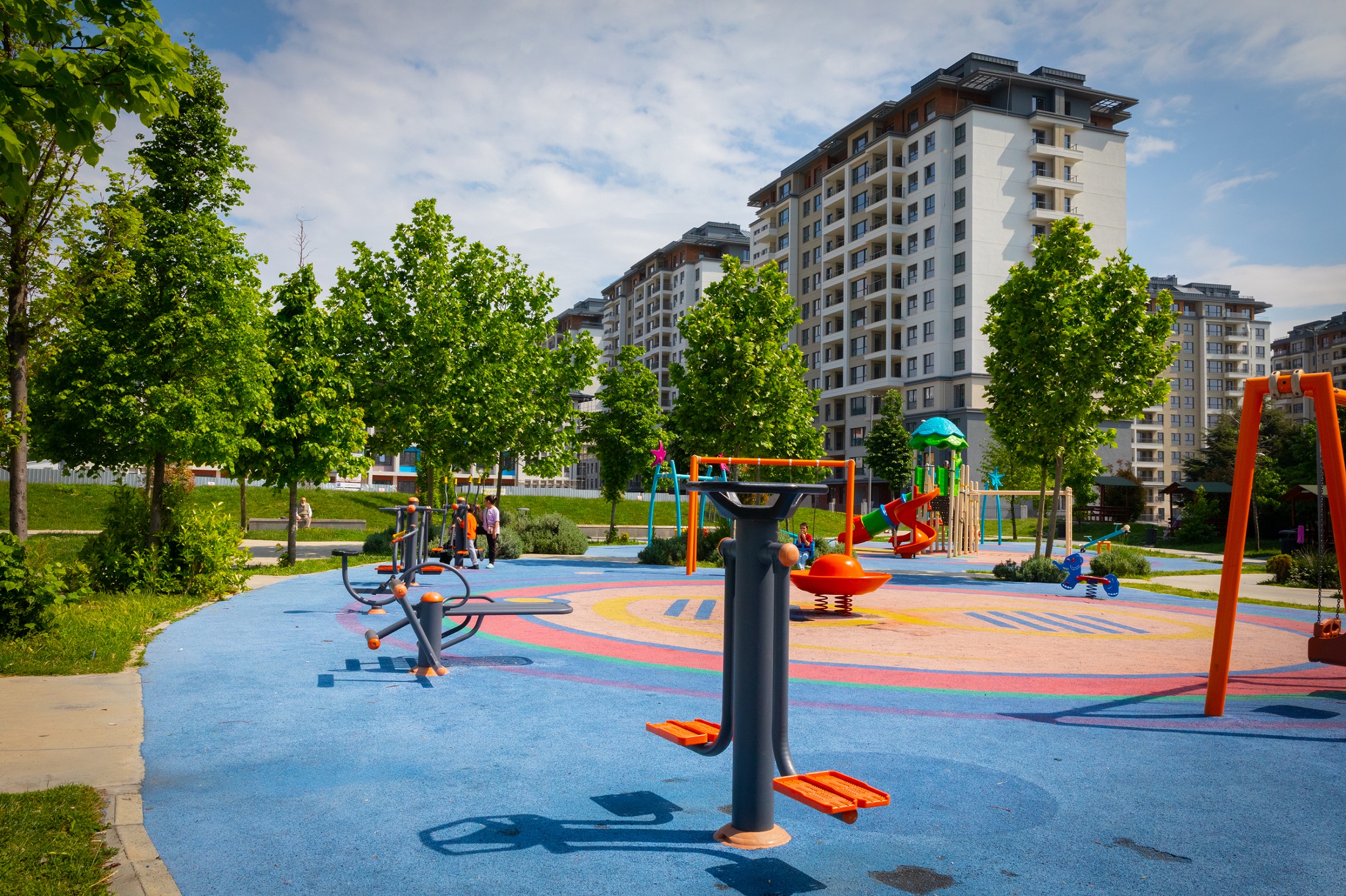 Luxury Istanbul Apartments - Nature Views - Main view of the large complex