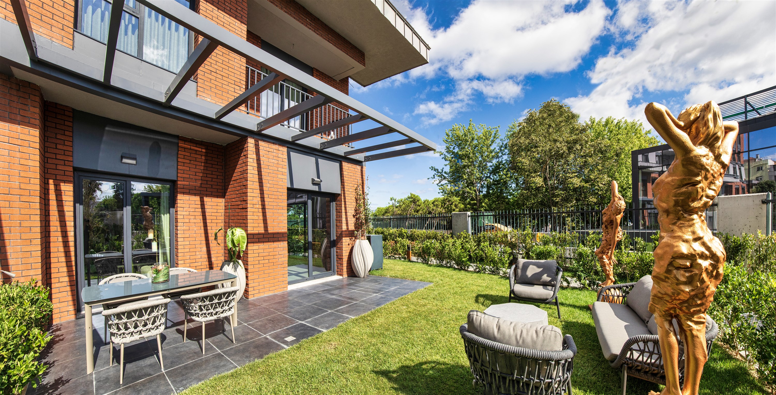 Istanbul City Centre Smart Home Apartments - Delightful outdoor space