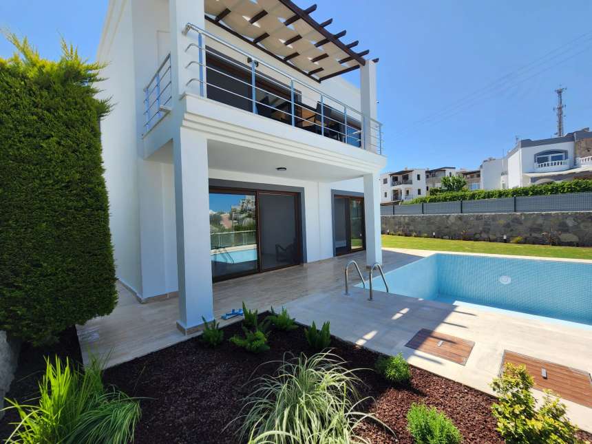 Koyunbaba Sea View Villa  - Bodrum -Newly landscaped garden