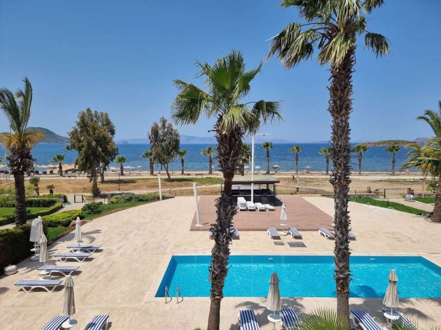 Kadikalesi Sea Front Apartment - Bodrum - Shared pool