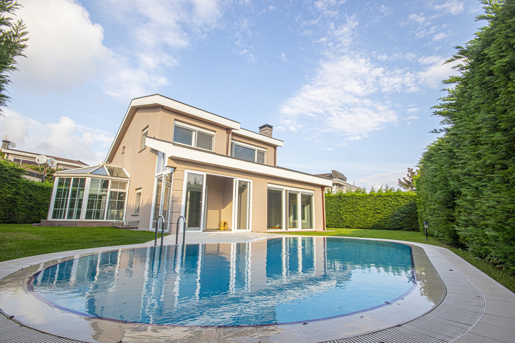 Prestigious Luxury Istanbul Villa -  Detached with a private pool