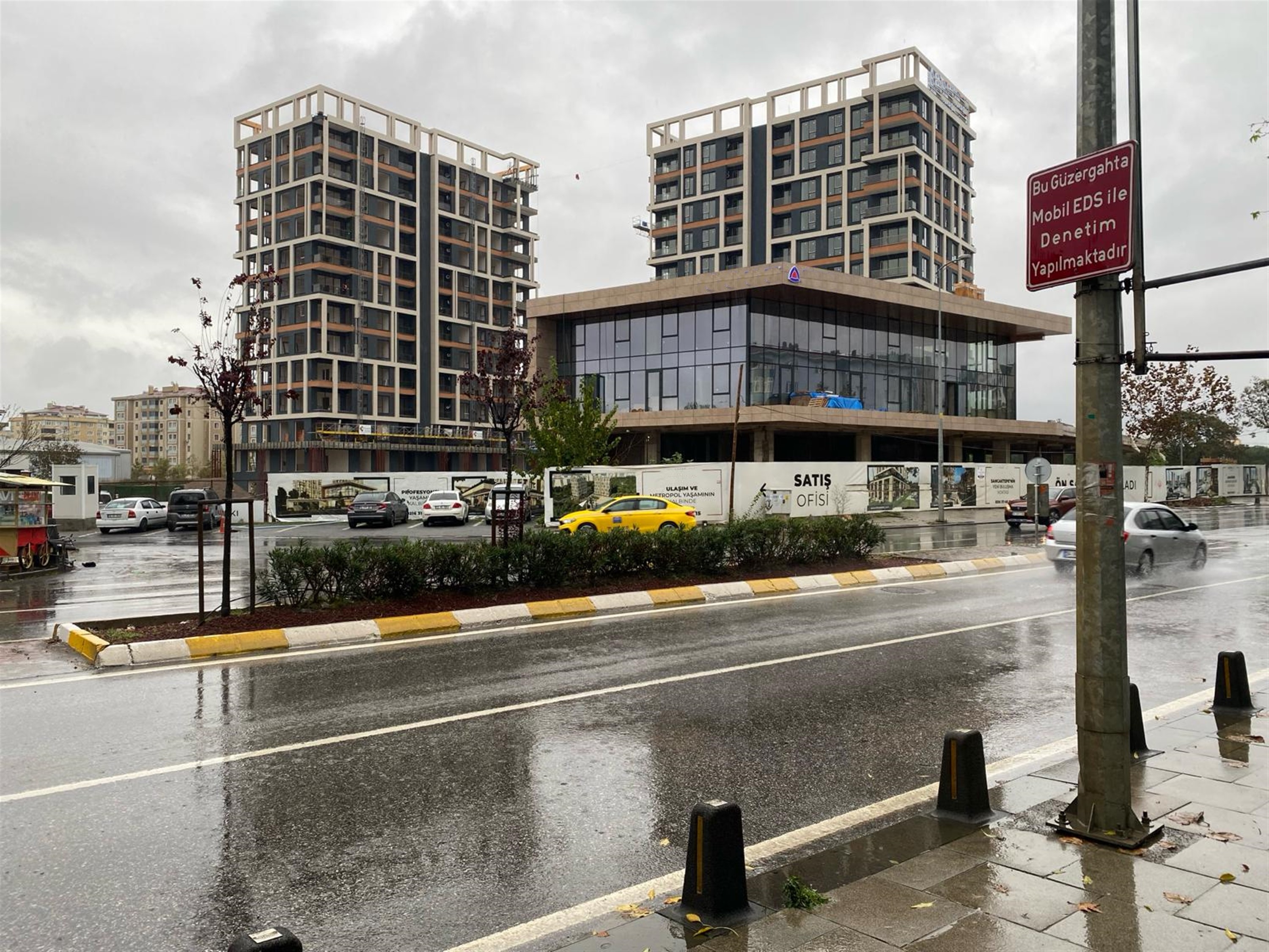 Asian Off-Plan Istanbul Property For Sale - View from the street