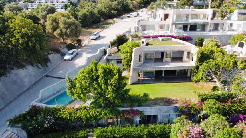 Bodrum Town Sea View Villa - Large private plot