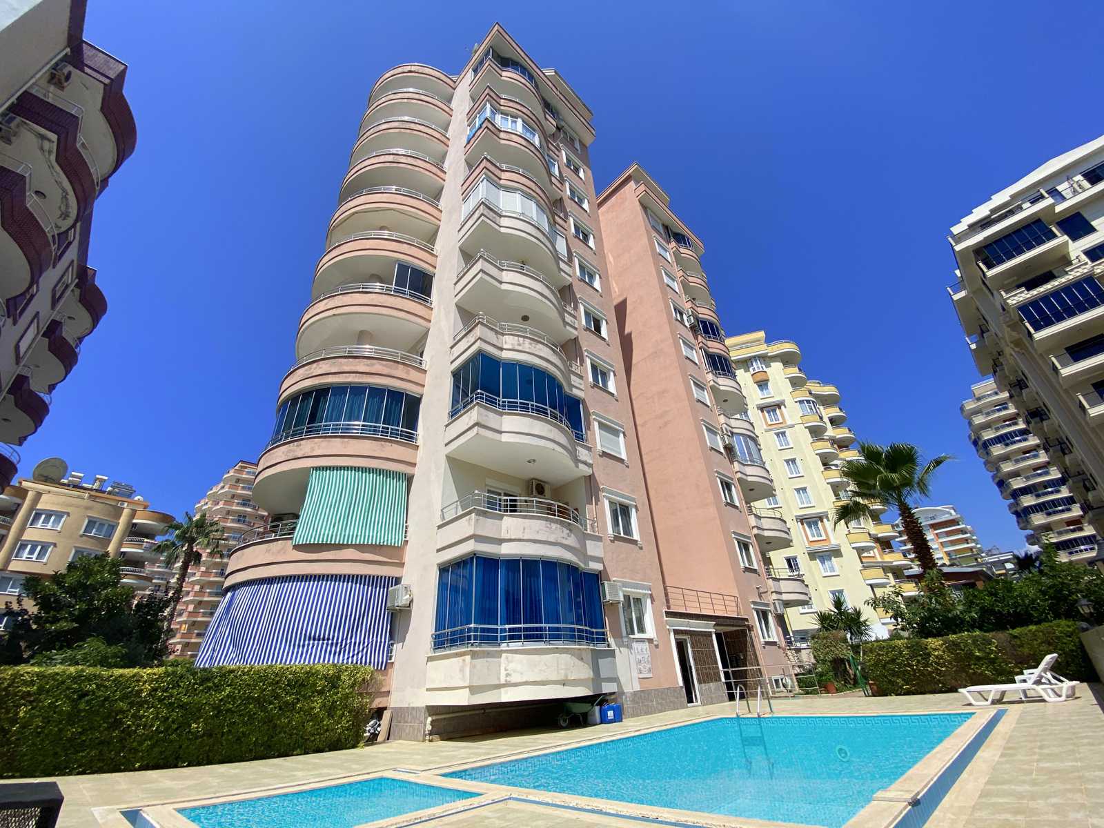 Mahmutlar Sea View Apartment - Alanya - One apartment block