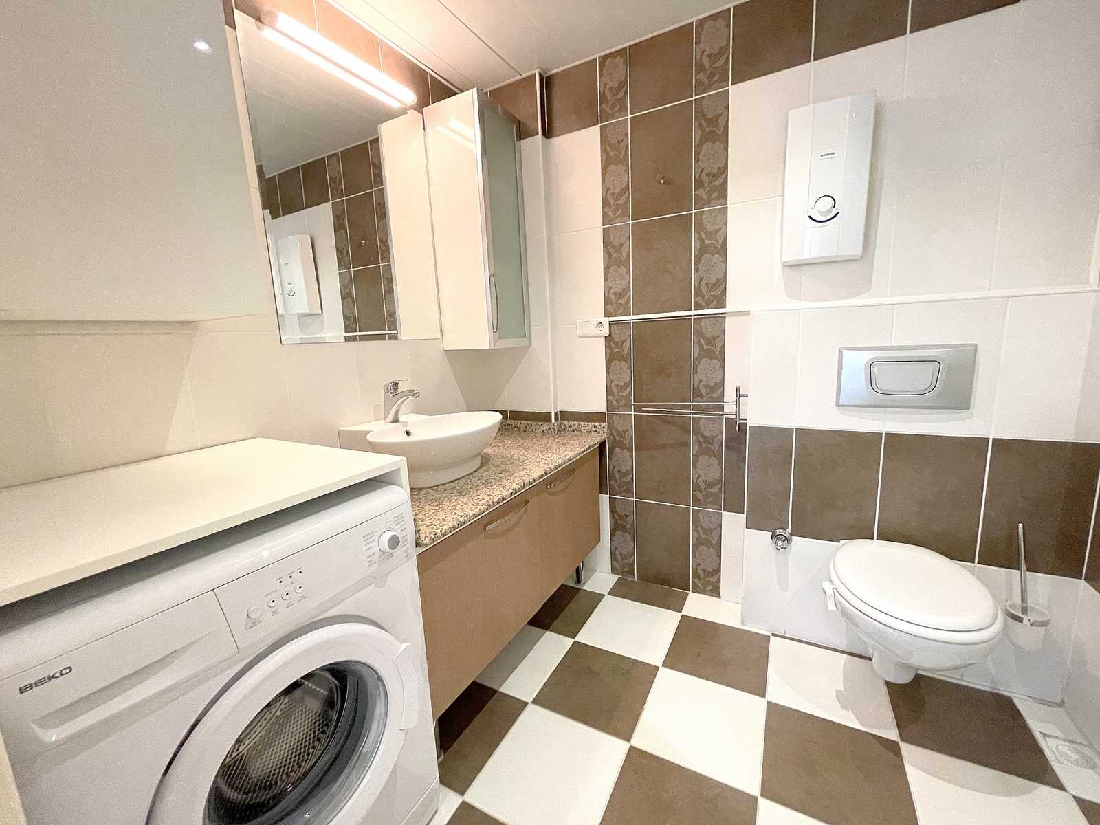 Mahmutlar Sea View Apartment - Alanya - Housed washing machine 