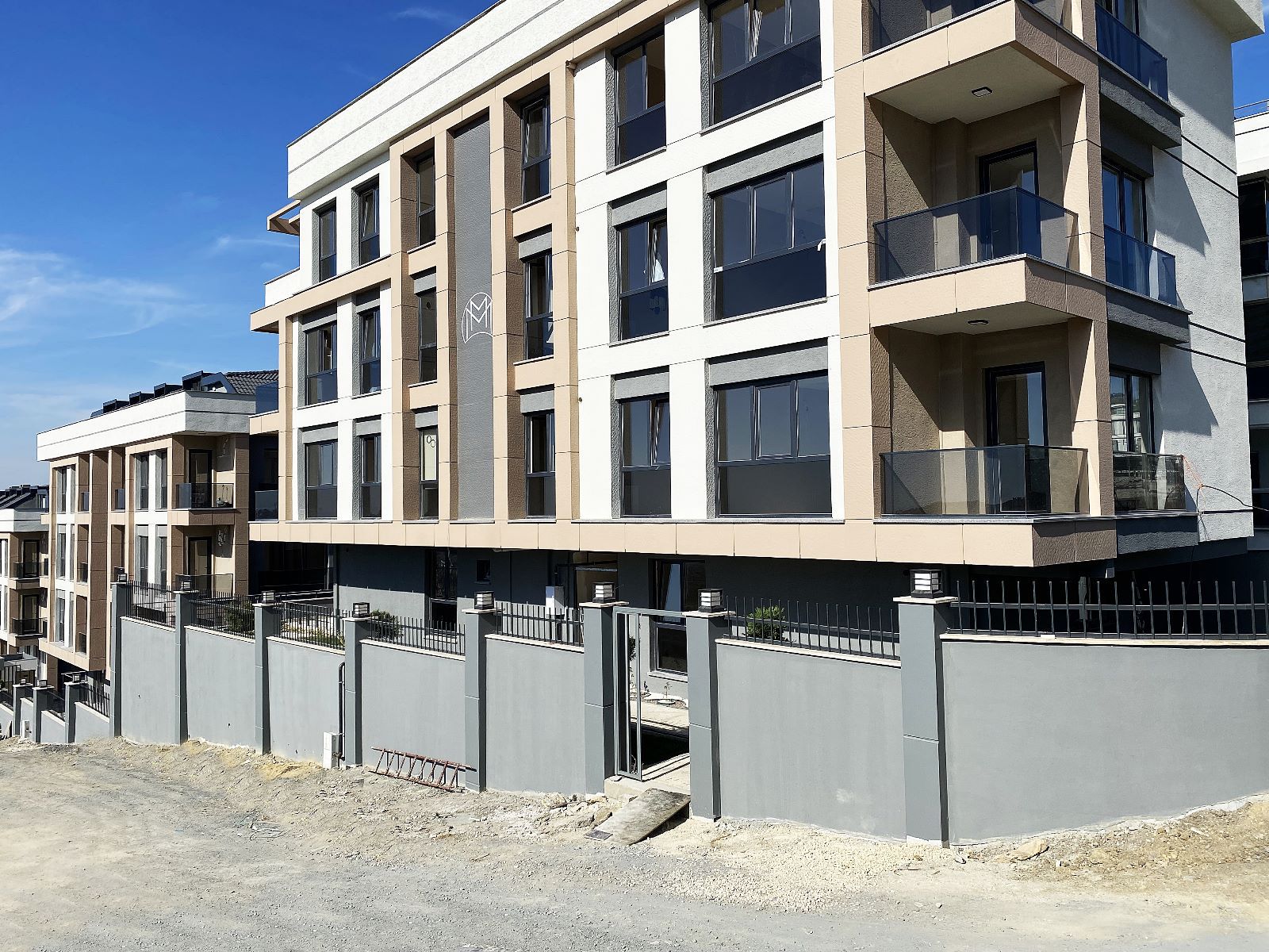 Sea View Istanbul Apartments - Low-rise Blocks