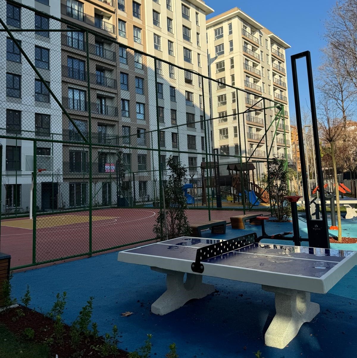 Istanbul Property For Sale In European Side - Sports court and games area