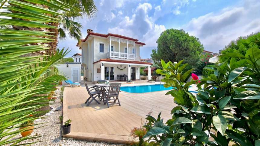 Private 3-Bed Luxury Ovacik Villa - Mature gardens