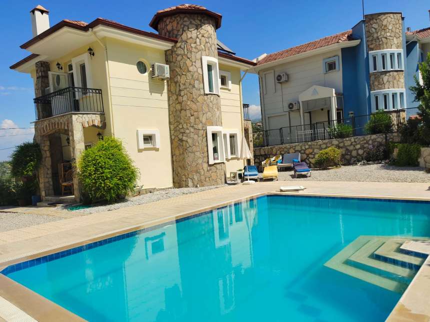 Affordable Seydikemer Villa - Fethiye - Shared walk-in pool