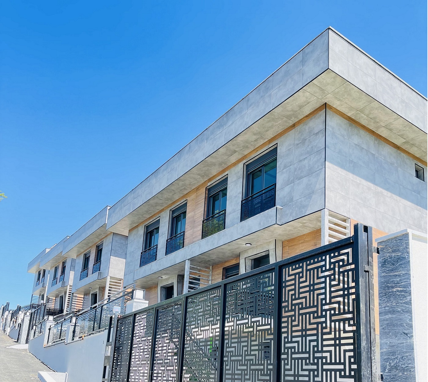 New Luxury Istanbul Sea View Villas - Private parking