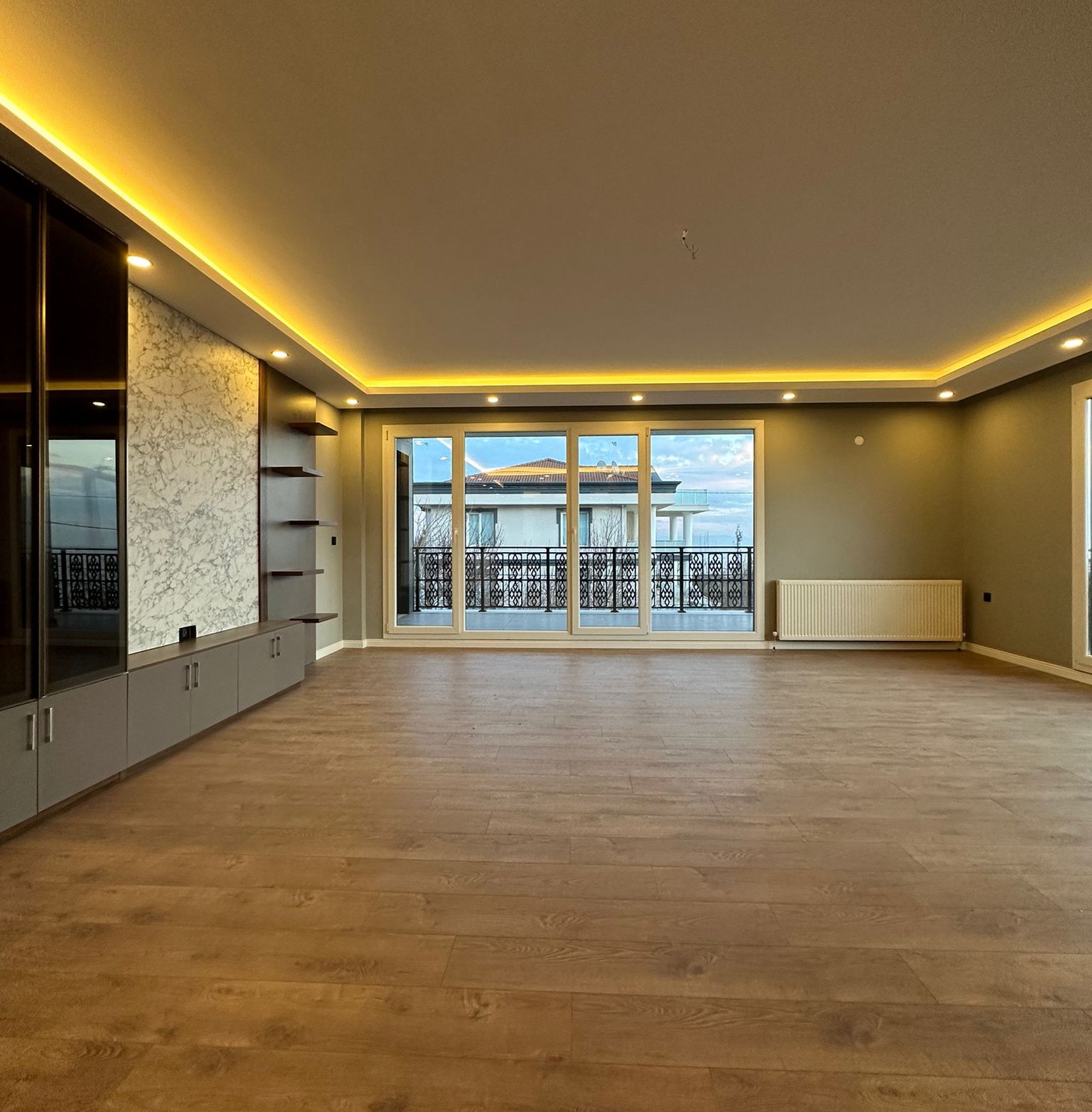 Sea View Istanbul Smart Homes - Modern Lighting