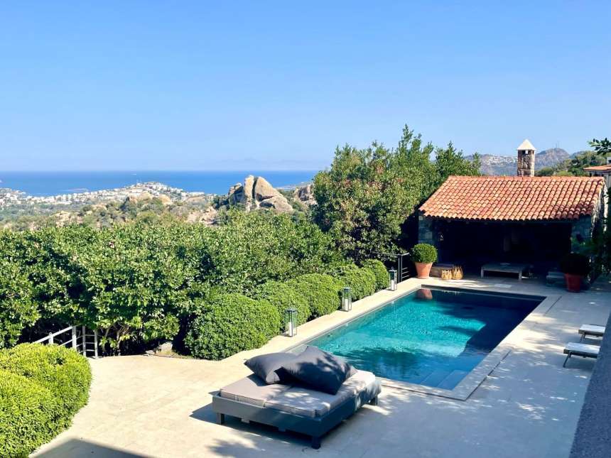 Luxury Villa In Yalikavak, Bodrum - Walk-in pool