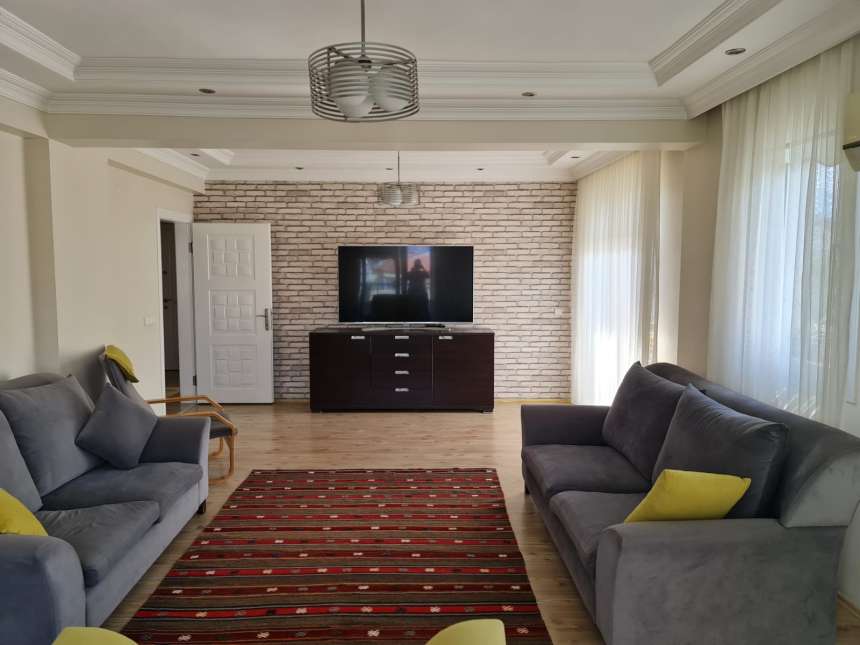 Fethiye Town 4 Bedroom Duplex Apartment - Spacious Living Room
