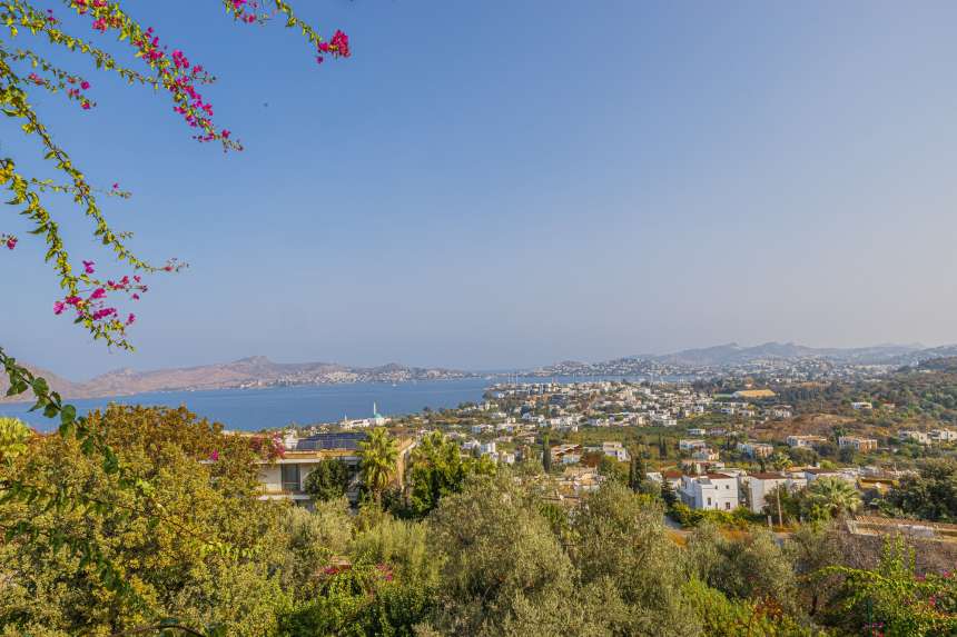 	 Yalikavak Villa For Sale - Aegean Views