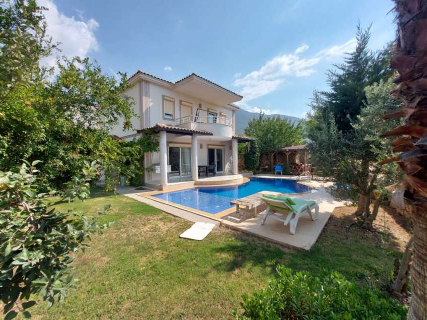 Private Villa in Ovacık- Vast Garden