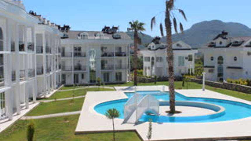 Hisaronu Apartments- Landscaped Garden