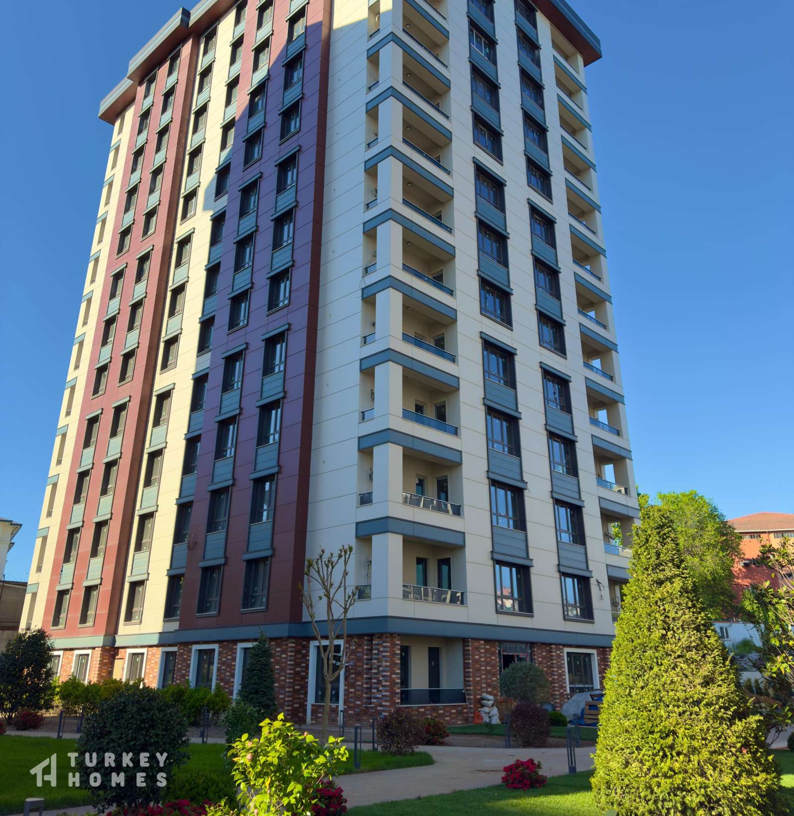 City Centre Istanbul Luxury Apartments - Modern apartment building