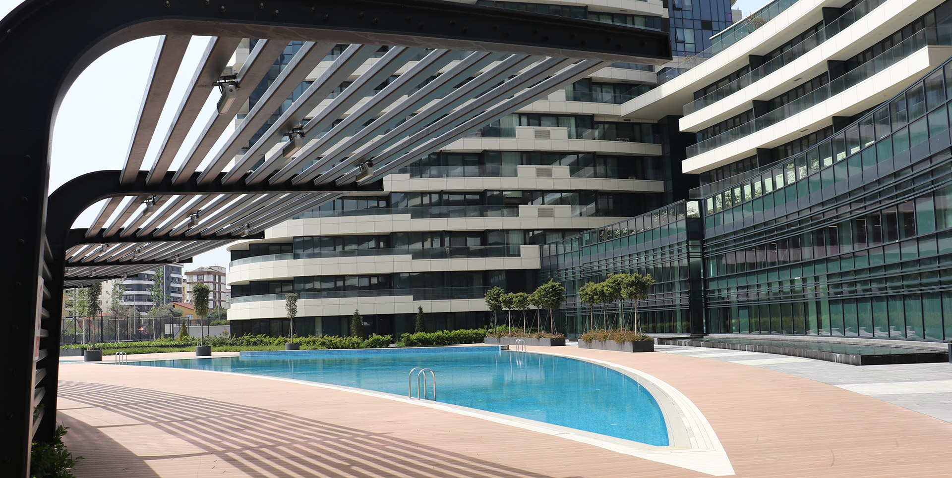 Kartal Luxury Apartments- Walking Paths