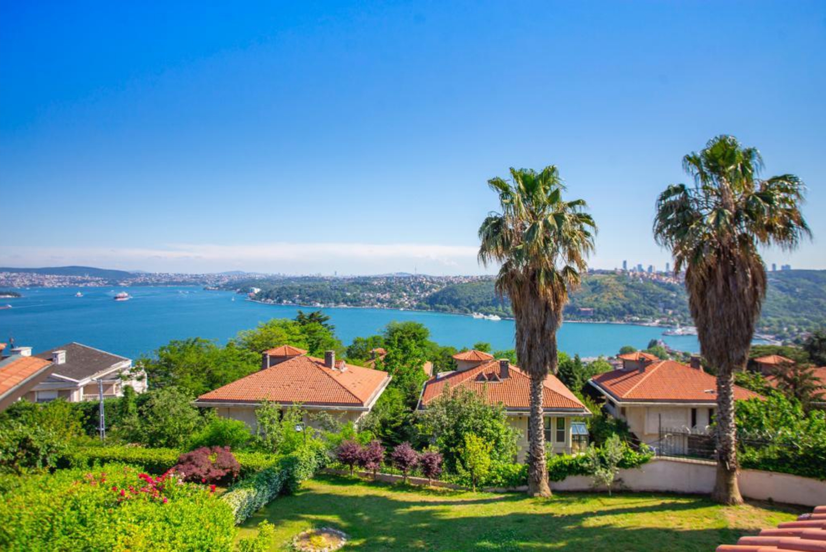 6-Bed Sariyer Villa- Bosphorus View