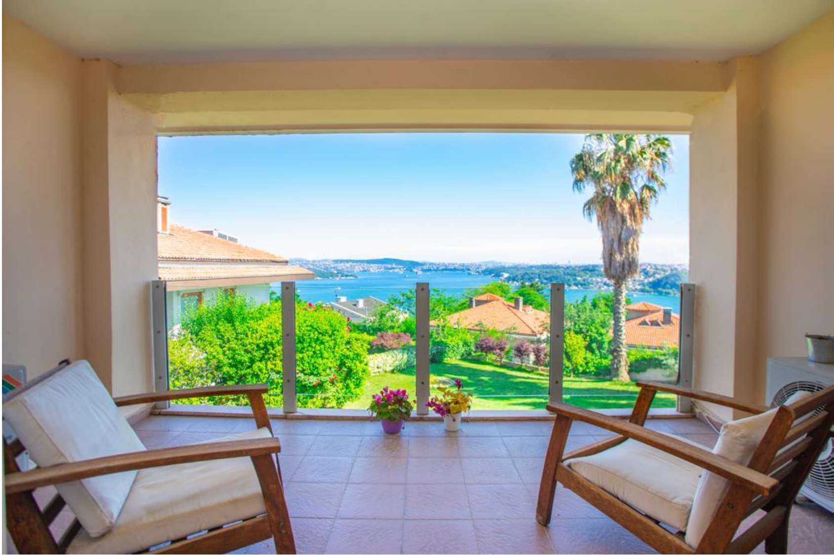 6-Bed Sariyer Villa- Balcony