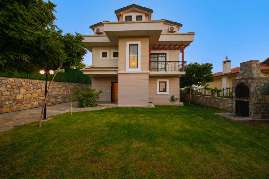 5-Bed Ovacik Villa- Landscaped Garden